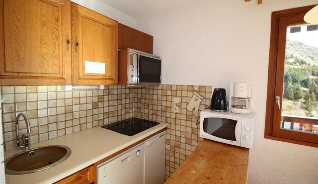 Ski-in/ski-out & foot of the slopes, Ground floor, view panoramic, balcony, ski locker, 40m²