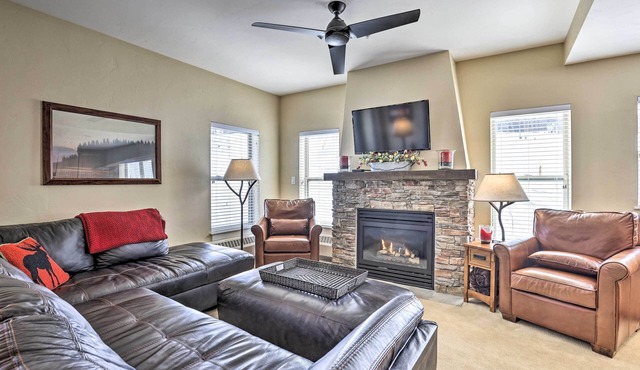 Ski-In/Ski-Out Granby Base Camp Escape w/Balcony
