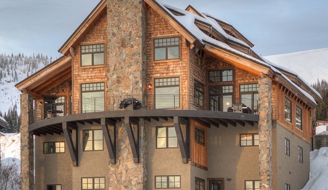 Ski-in/Ski-out, In the Village, 7 King Bedrooms, 2 Bedrooms w/2 XL twins