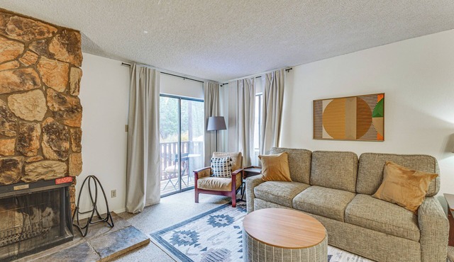 Ski-In/Ski-Out Main Street Condo: Newly Renovated