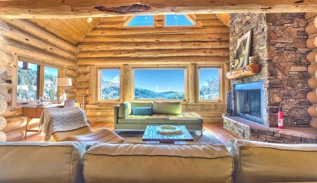 Ski in/Ski Out Powder Chalet - Best Location on Powder Mountain