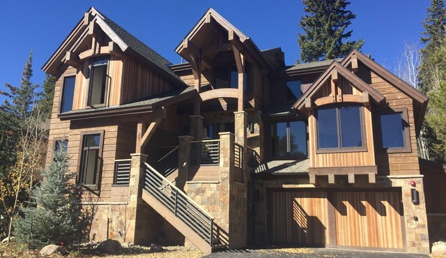 Ski-in/Ski-Out Retreat with Elevator; Free Local Shuttle