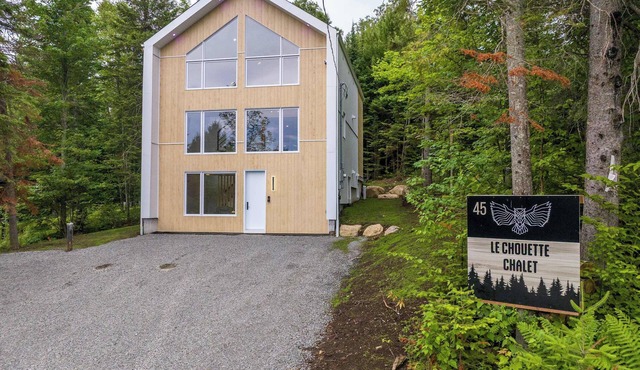 Ski In/Ski Out Spa, Babyfoot | Le Chouette Chalet