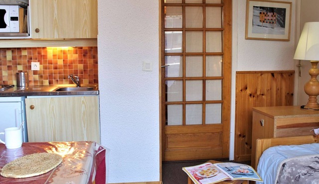 Ski-In/Ski-Out Studio with Pool, Tennis, and Pet-Friendly in Risoul