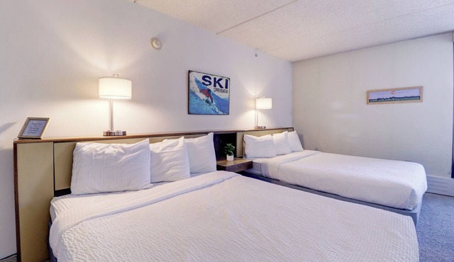 Ski-In/Ski-Out Hotel Room, Steps to American Eagle Lift with Outdoor Hot Tub