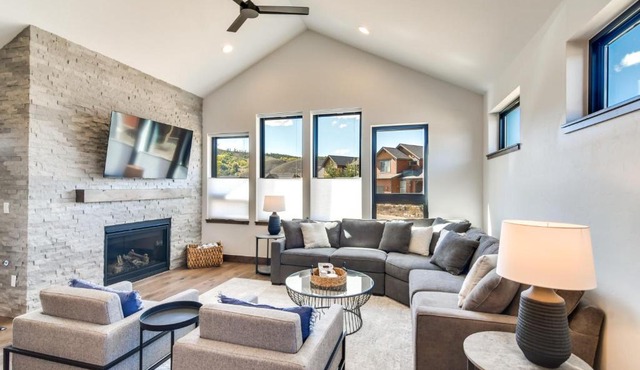 Ski-InandOut Home with Hot Tub in Granby Ranch Resort!