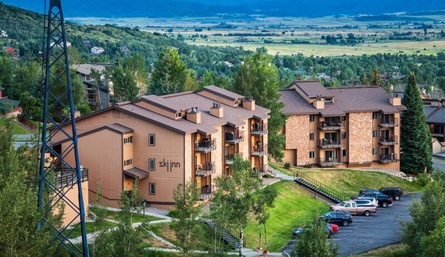 Ski Inn Condos