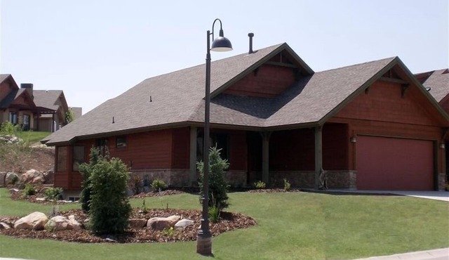 Ski, Mountains, Lake: 5 BR Vacation House at Wolf Creek Ut, Many Amenities