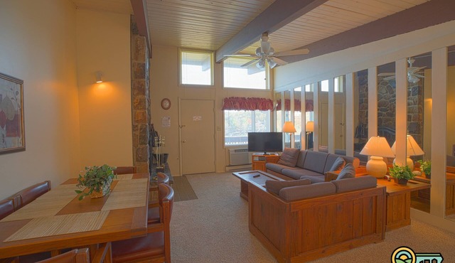 Ski/MTB/Golf Condo (#133) - Slope side | Slope & Resort valley views | Vaulted ceilings!