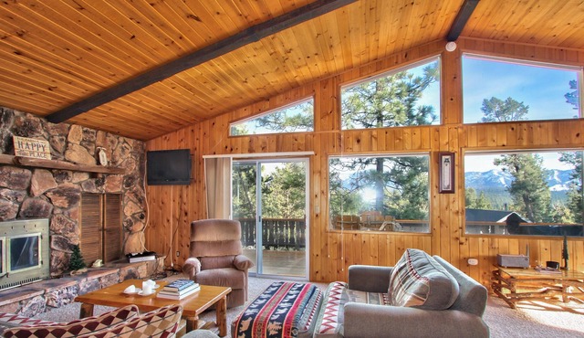 Ski Queen Lodge