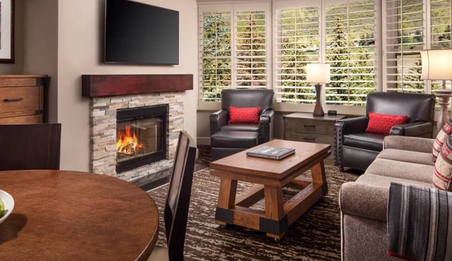 Ski Retreat 2BR Marriott Villa Evergreen Sleeps 8