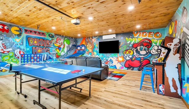 Ski Sunday River, Killer Views, Hot Tub, Epic Game Room, Fire pit, Dog Friendly