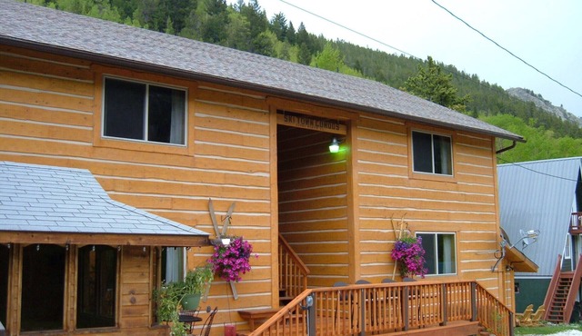 Ski Town Condos - Mountain Comfort in Monarch/Garfield, Colorado