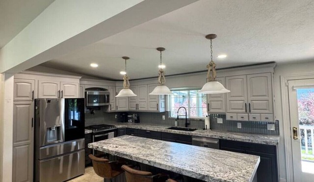 Skiing, 2 Kitchens, 2 Units in 1, 80” TVs, W/D, 2 Backyards