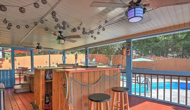 Skinny Dippers Paradise