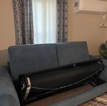 Skipper Apt #4