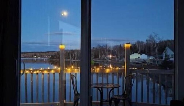 Skipper's View Cottage by the Sea - Pet Friendly!