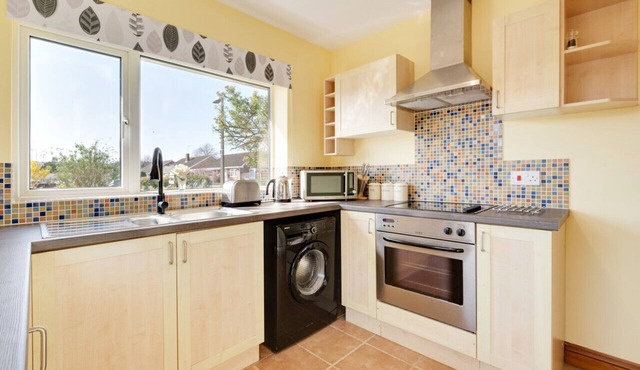 Skippers Retreat - Two Bedroom House, Sleeps 4