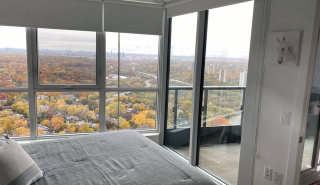 Sky High Views in Central Downtown!