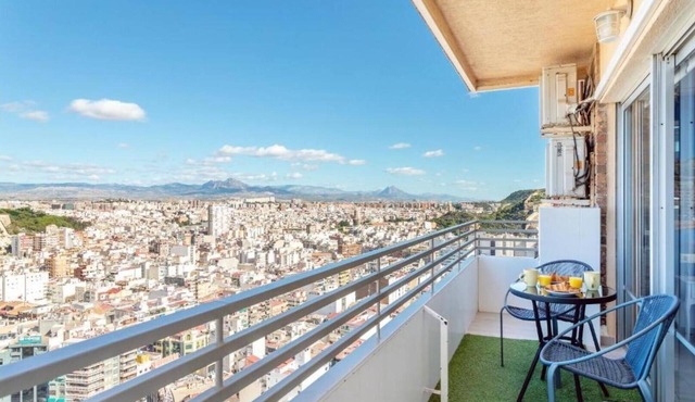 Sky Suites Alicante - 1bedroom apartment in a 28th floor