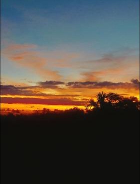 SKY SUNSET BUNGALOWS AND Restaurant