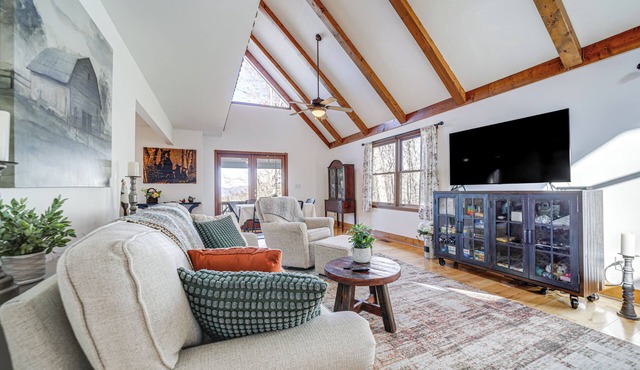 Sky Valley Retreat w/Fire Pit & Mountain Views!