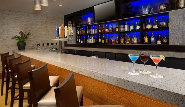 Skybridge Seattle Airport Hotel