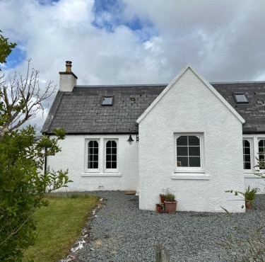 Skye Cottage - Vegan and Eco