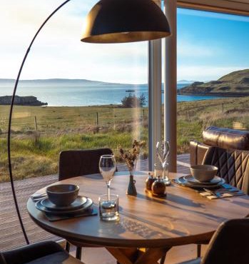 Skye Earth House - Luxury - self-catering