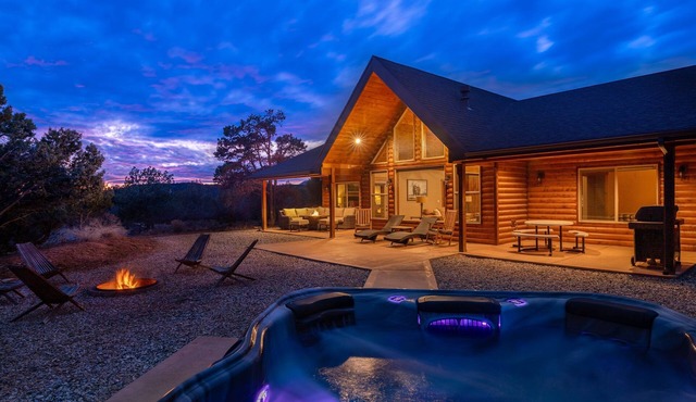 Skyfall Cabin | Private Hot tub | Zion NP
