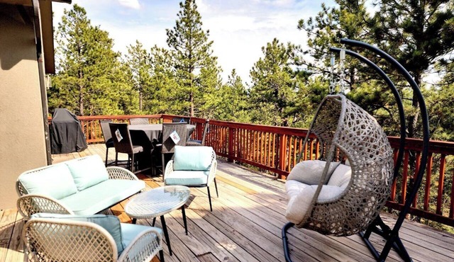 Skyfall Retreat-Hidden Haven Cabin-Secluded Serenity on 5 Acres-Early checkin