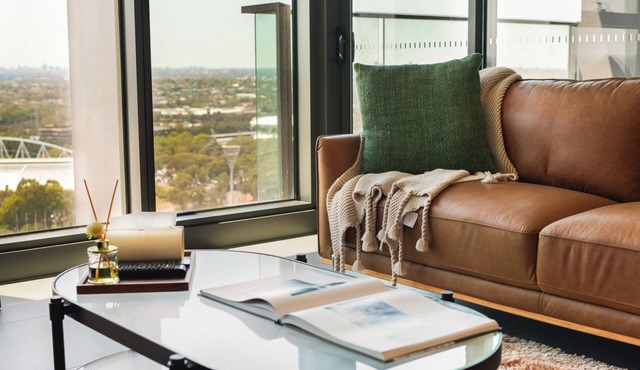 SkyHaus - City & Fireworks View 2 Bed Apartment