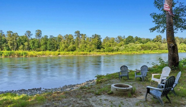 Skykomish River Estate | 5 Acre, 5 Bed, Riverfront