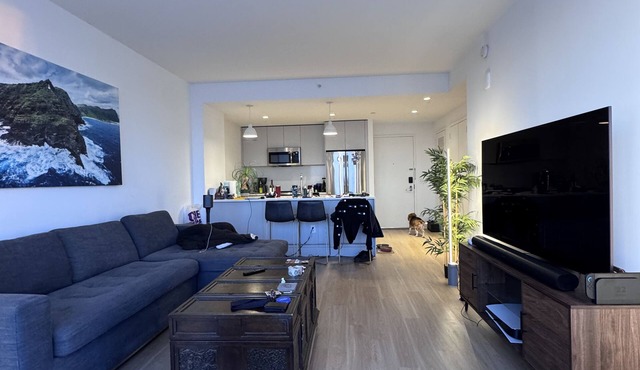 Skyline Escape Minutes to NYC Modern Comfort for World Cup!