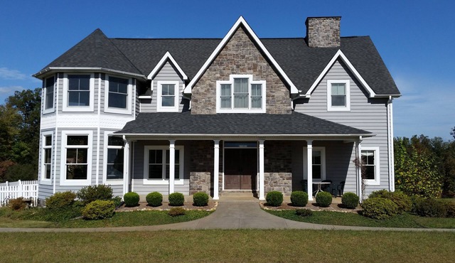 Skyline Meadow: Luxury Modern Victorian, 26 Acres, Views, Nature 360 ° Open 6/2018