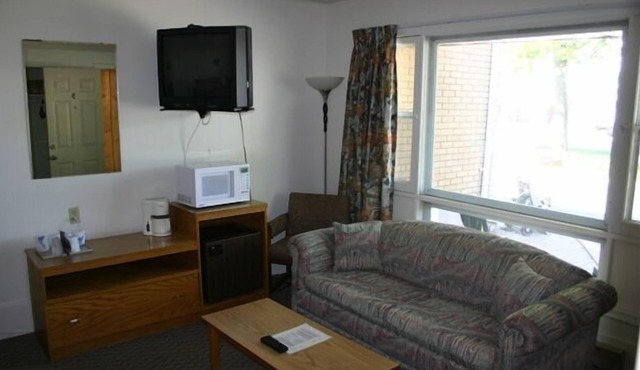 Skyline Motel