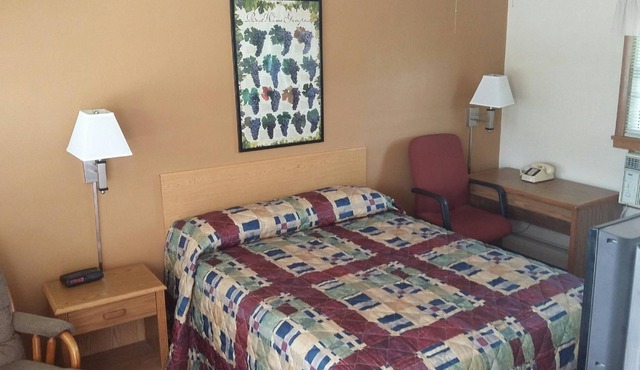 Skyline Motel