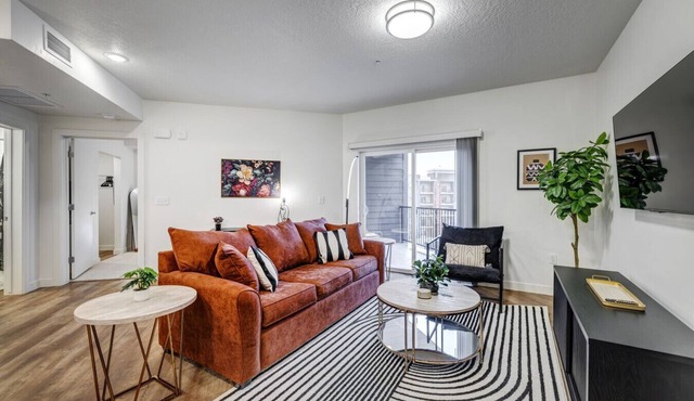 Skyline Peaks 1bd Apt w/Hot Tub, Gym, & Clubhouse