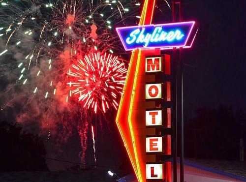 Skyliner Motel