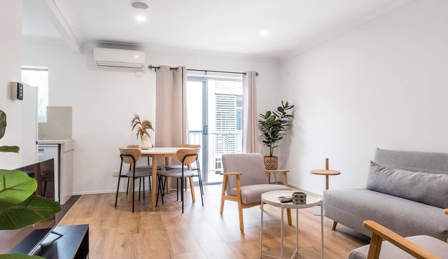 Skyport Hamilton Apartment