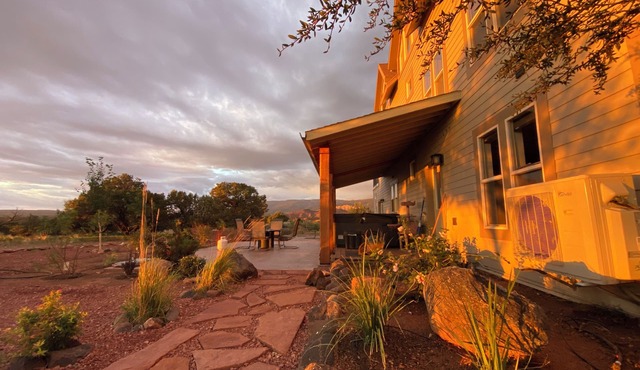 Skyridge Inn