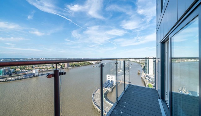 Skyvillion 2 Bed Apt London Excel O2 Arena