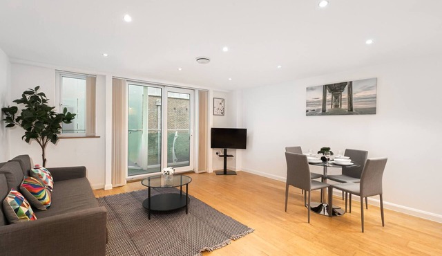 Skyvillion - Spacious 2bed W balcony In Barnet