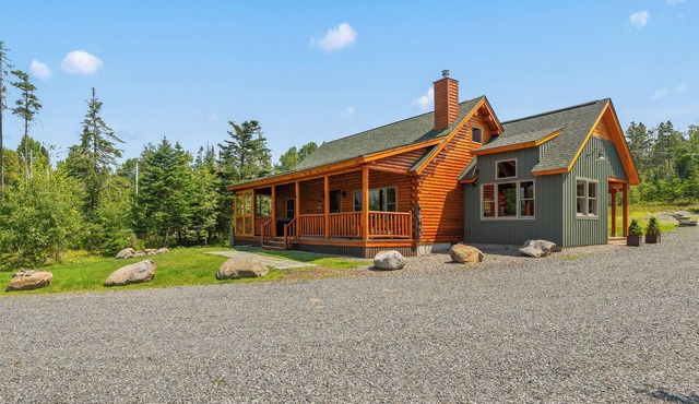 Slack Tide at Rangeley Lake Resort - with shared waterfront on Rangeley Lake