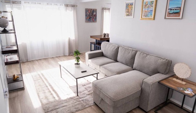 SLEEK 1BR FULLY RENOVATED 2023 in NOHO ARTS DISTRICT p45