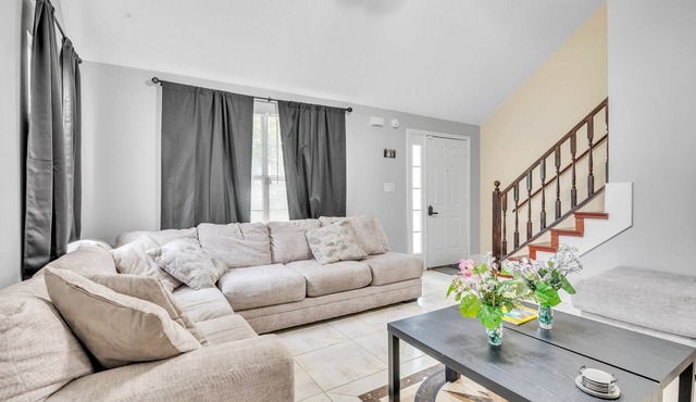 Sleek 4BR / 2BA Home with Indoor Gym