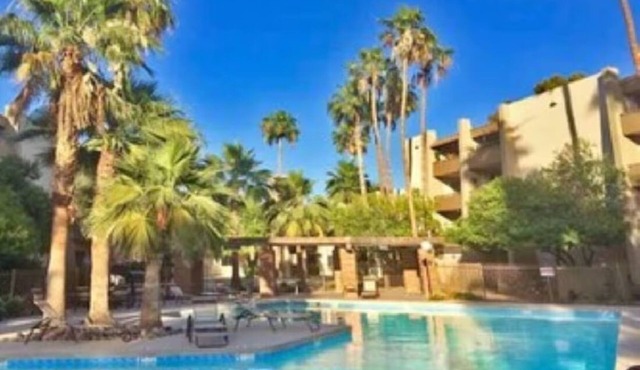 Sleek and Elegant Gem in Old Town Scottsdale