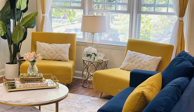 SLEEK AND SPACIOUS TOWN HOME