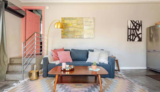 Sleek and Stylish Modern 1BR Apt w/Gated Parking