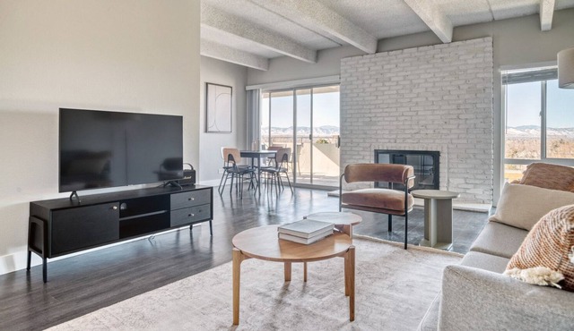 Sleek Capitol Hill 2BR w/ Patio & Gym, 1 block from Hiking, by Blueground